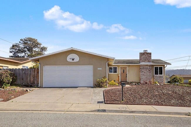 Photo - Rare 3 Bed, 2 Bath Home in Upper Seaside Cul-de-Sac with Spacious Yard