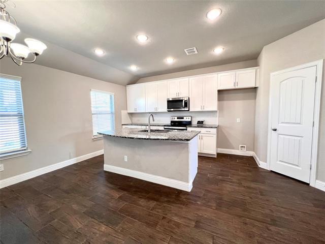 Photo - 537 Hillcrest Cir