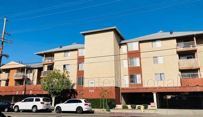 Building Photo - 926 Wilmington Blvd Unit 08