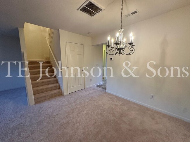 Photo - 2544 Halle Ann Cir