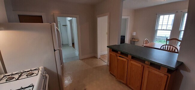 Photo - 321-321.5-3215 Hillview Pl Unit 321.5
