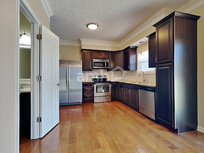 Photo - 8317 Mecklenburg Ct