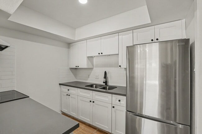 Photo - 2119 Barr St Unit D