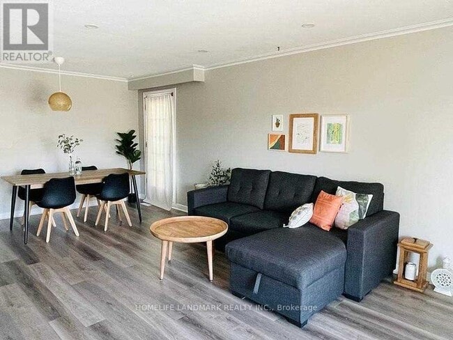 Photo - 9 Terra Cotta Crescent