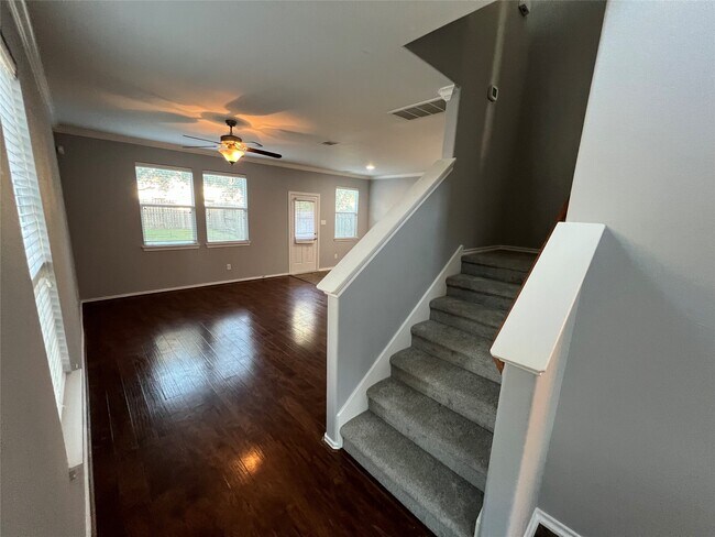 Photo - 6419 Densberry Ln