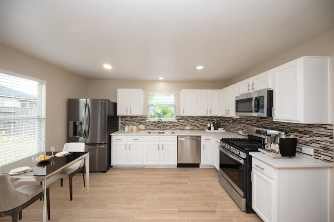 Photo - 20510 Raincrest Dr