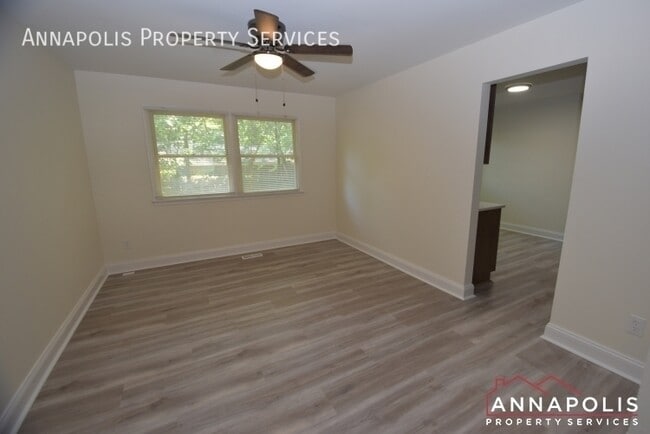Photo - 921 Blue Ridge Dr