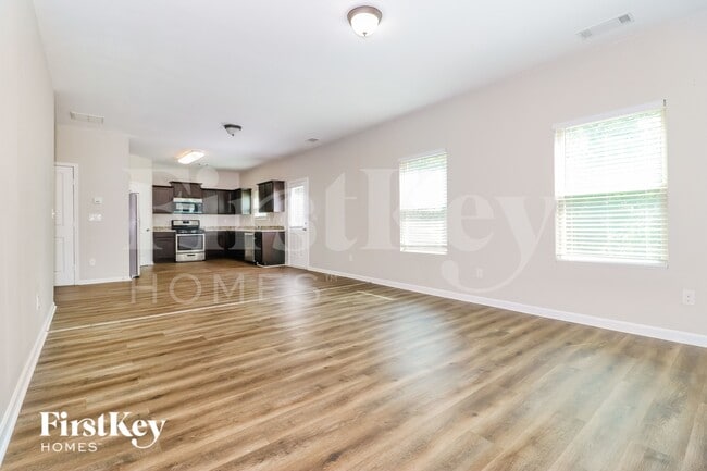 Photo - 659 Independence Ave