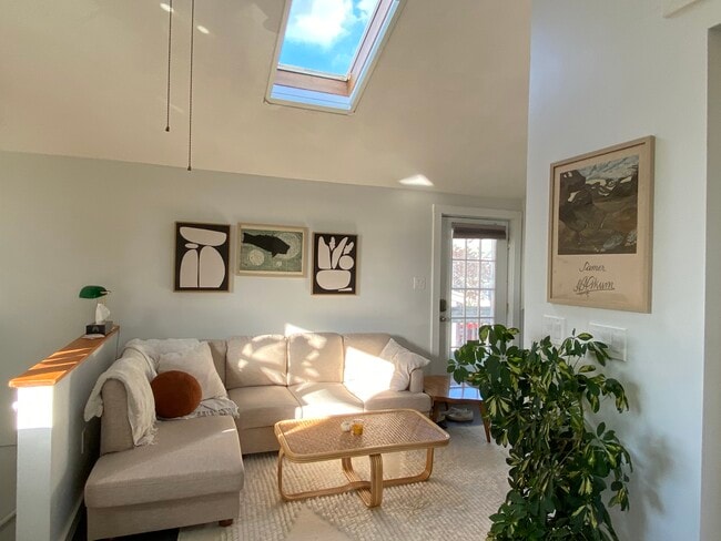 Building Photo - 17 Millett St Unit Furnished condo