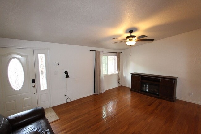 Photo - 95 E Camille Dr