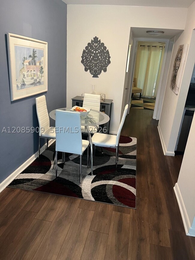 Photo - 159 Ventnor Dr Unit 159