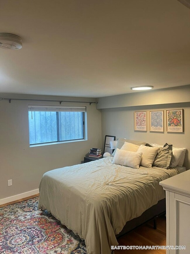 33 Maverick Square Unit 101