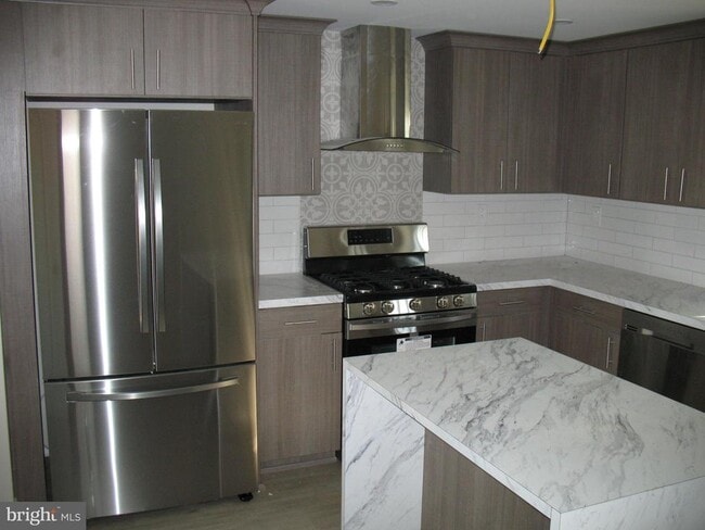 Building Photo - 1804-6 Kings Hwy