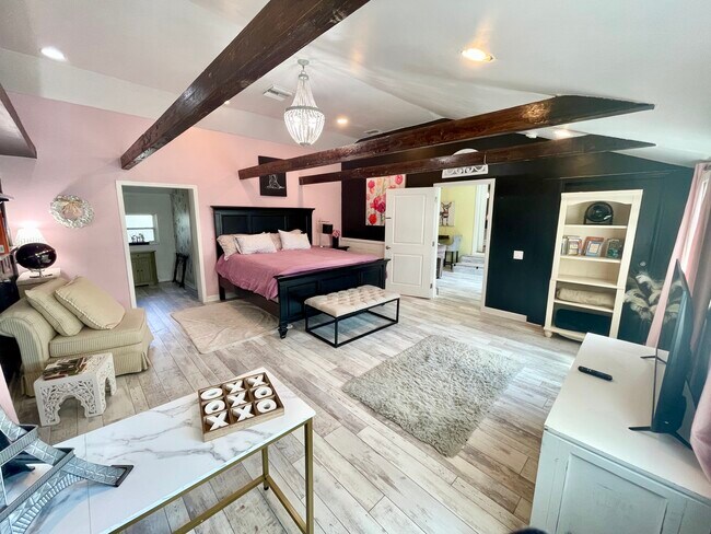 Photo - 3319 W Paul Ave