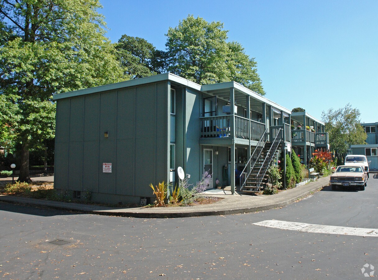 Wallerwood Apartments - Wallerwood Apartments