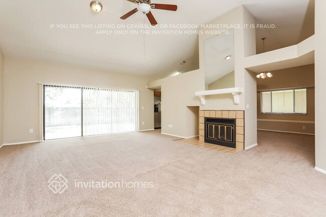 Photo - 524 Silvergate Loop Casa