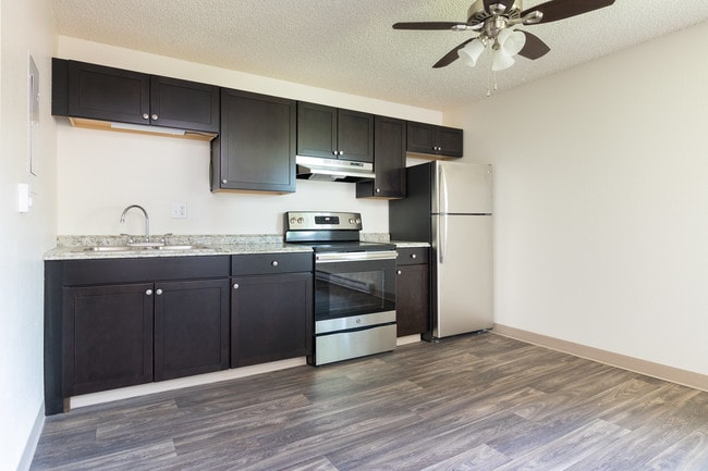 Rose Villa Apartments