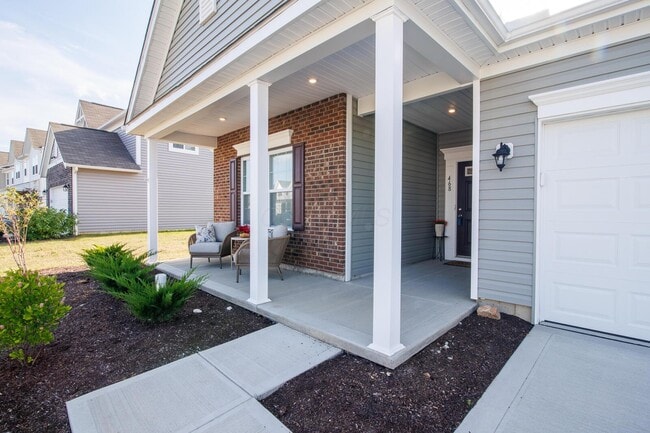 Photo - 468 Rochdale Run