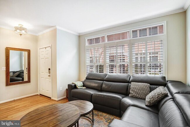 Photo - 1505 N Colonial Terrace