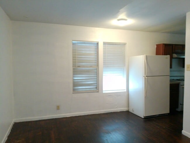 Photo - 4326 Vestal St