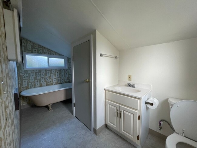 Photo - Arcata Farmhouse Style Studio