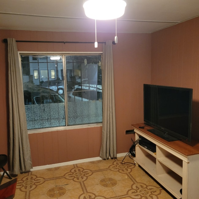 Photo - 456 Cedar Ave