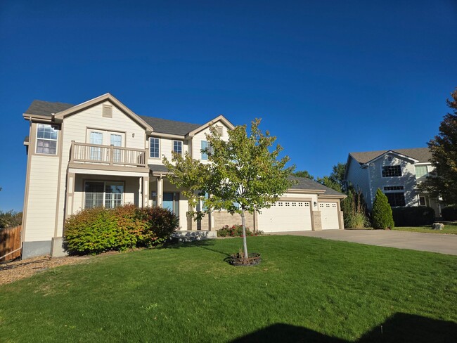 Building Photo - Large 4 bed with study and loft  in Vista Pointe