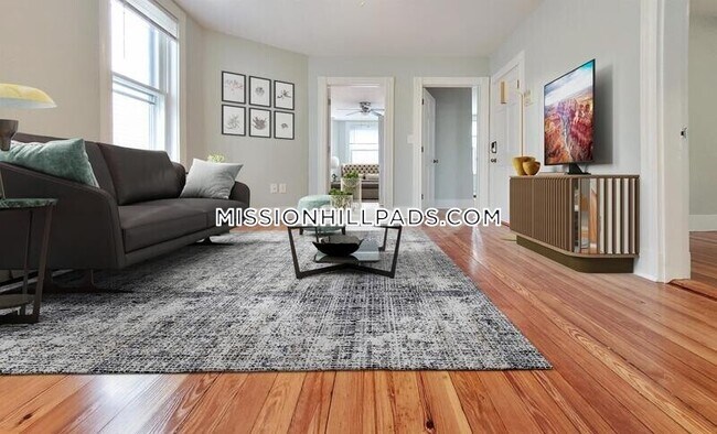 Photo - 44 Guild St Unit 1