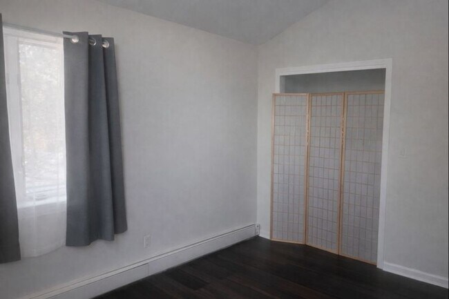 Photo - Spacious 1-bedroom, 1-bathroom (Cottage)