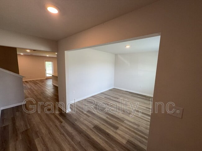 Photo - 5431 Peach Dr