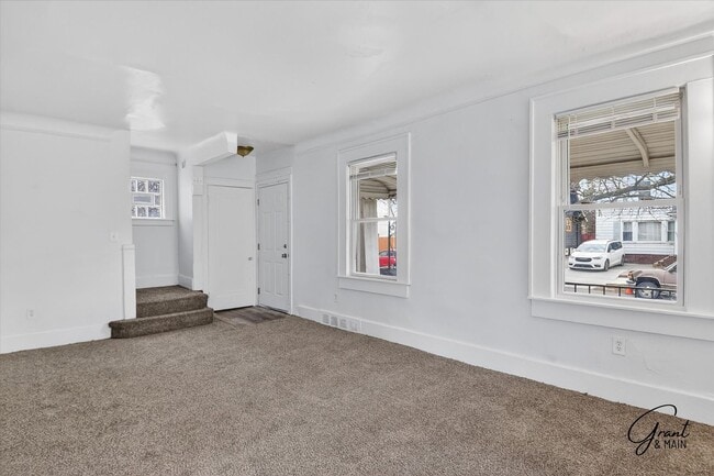 Photo - $1300 3 bedrooms