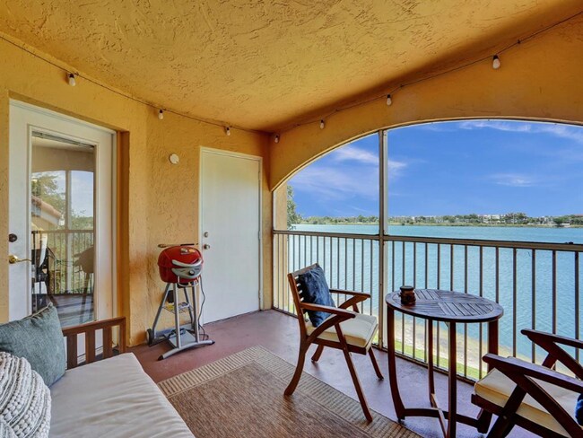 Photo - 2351 NW 33rd St Unit 513