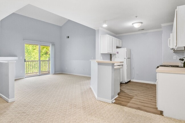 Photo - 2 Bed/2 Bath Plus Loft. Pet Friendly. Reserved Parking.