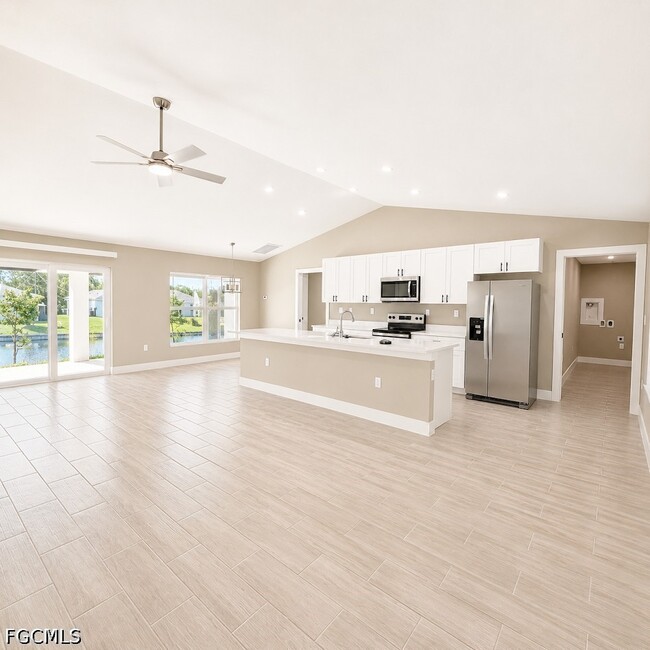 Photo - 3464 NE 9th Pl