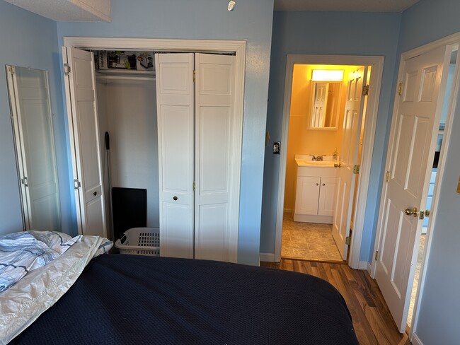 Photo - 90 Fleet St Unit 5-1 McIntosh Condo's