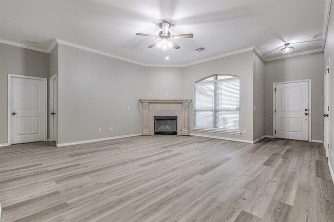 Photo - 6528 NW 163rd Terrace