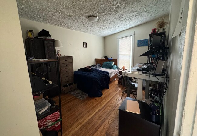 Photo - 94 River St Unit 3