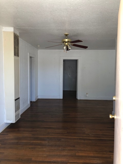 Photo - 506 E 1st St