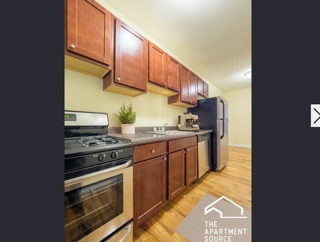 Photo - 628 W Barry Ave Unit 3