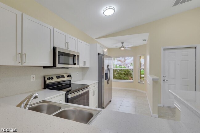 Photo - 5011 SW 16th Pl