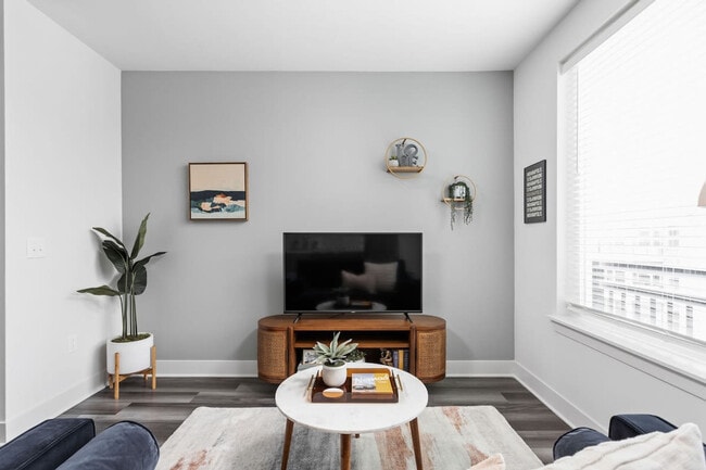 Photo - 520 E Washington St Unidad ID1014490P