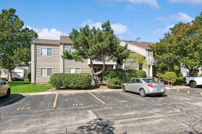 Building Photo - 47 Orchard Terrace