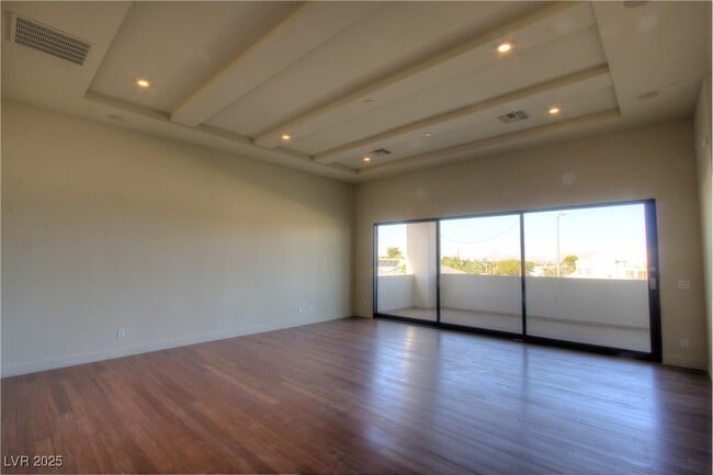 Building Photo - 7438 Yonie Ct Rental