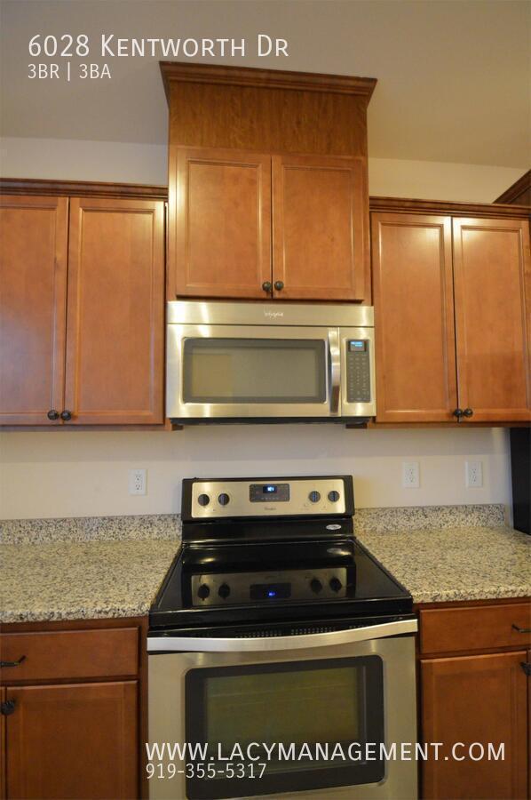 Photo - 6028 Kentworth Dr