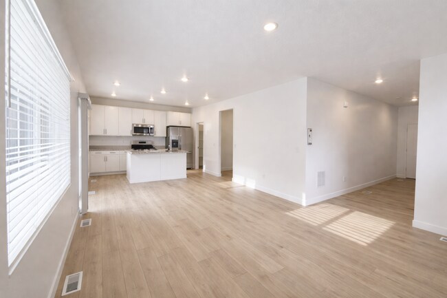 Photo - 1514 W Bright Eyes Ln