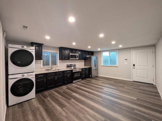 Building Photo - 34320 Chester Ct