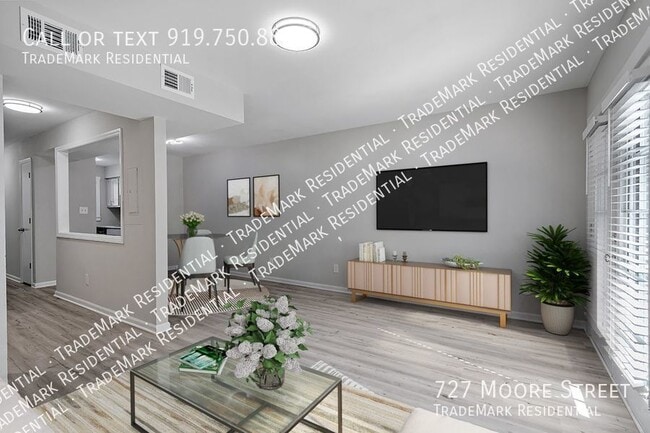 Photo - 727 S Moore St