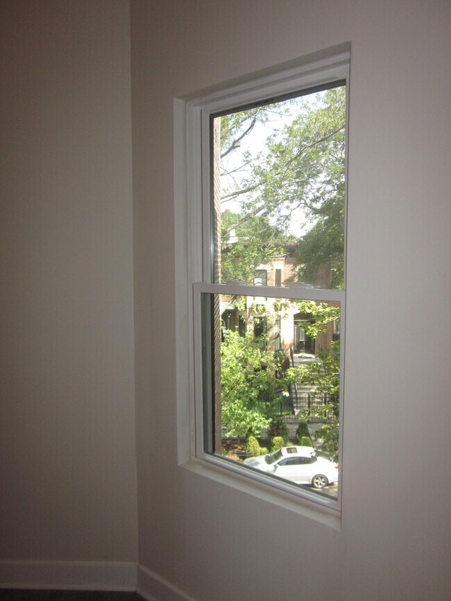 Photo - 2020 N Bissell St Unidad 3