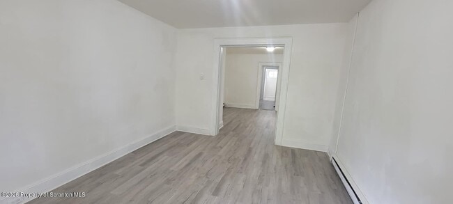 Photo - 807 Monroe Ave