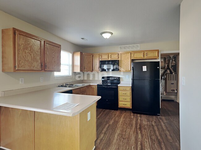 Photo - 7214 Dublin Ln